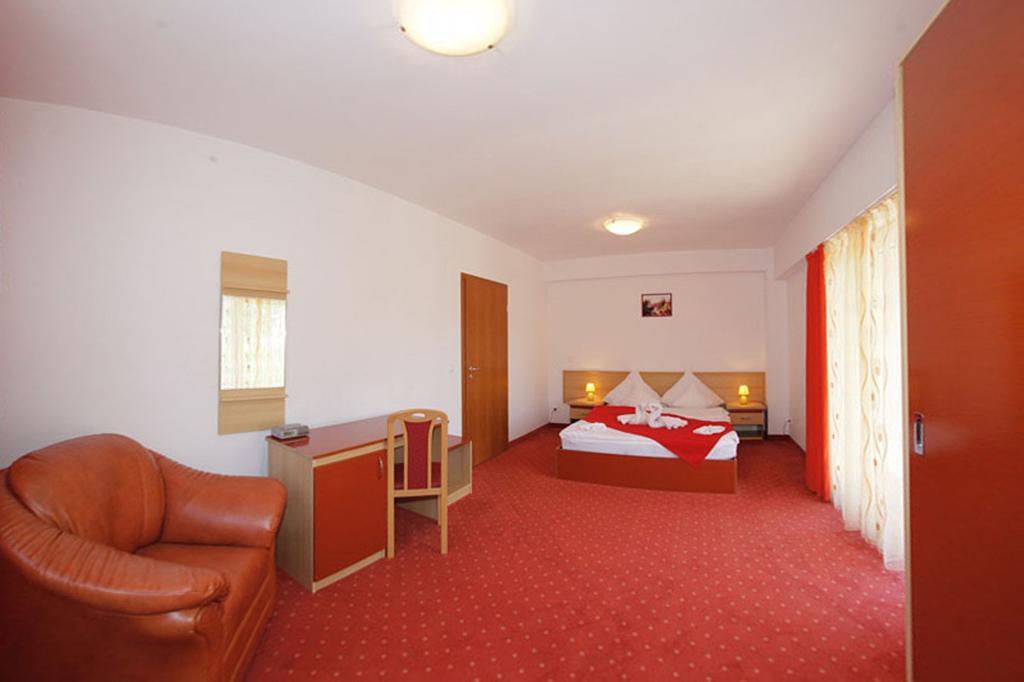 Hotel International Baile Herculane Băile Herculane Room photo